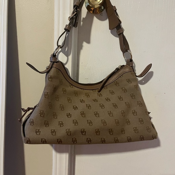 Dooney & Bourke HandBag - Picture 2 of 5